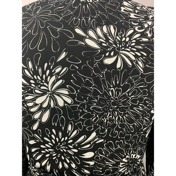 Chicos Womens Floral Wrap Dress Size 1 Black & White Stretchy Polyester Blend - Picture 6 of 7